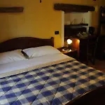 D'hotes Les Fleurs B&B