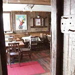 D'hotes Les Fleurs B&B 필라