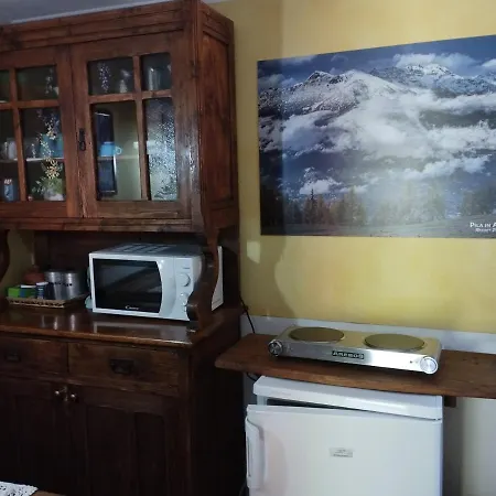 D'hotes Les Fleurs Nocleg ze śniadaniem 3*