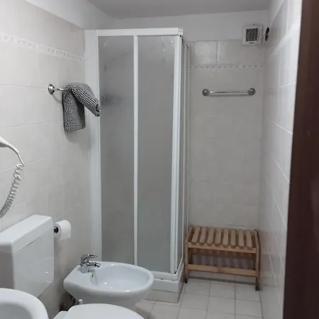 D'hotes Les Fleurs Nocleg ze śniadaniem Pila (Valle d'Aosta)