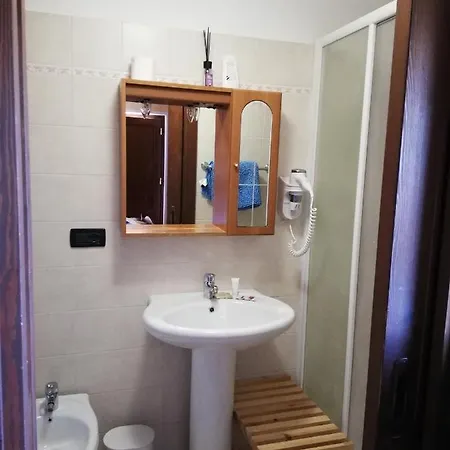 Bed & Breakfast D'hotes Les Fleurs Pila (Valle d'Aosta)