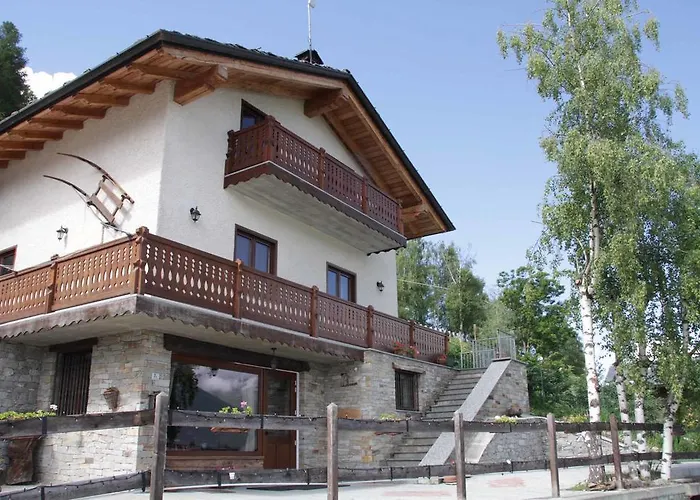 D'hotes Les Fleurs Bed & Breakfast Pila (Valle d'Aosta)