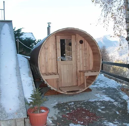 D'hotes Les Fleurs Bed & Breakfast